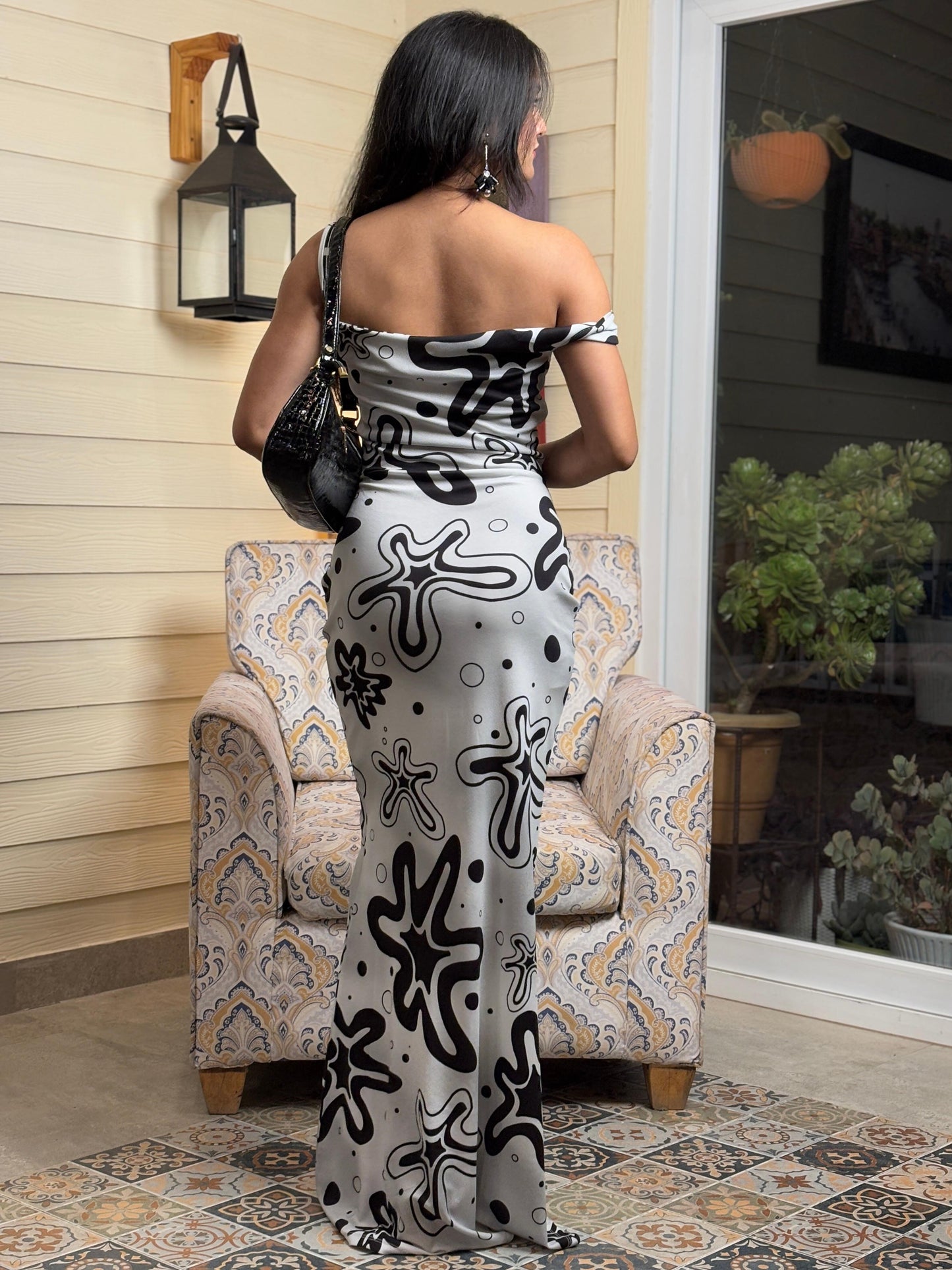 TANDUL Women Black Floral Printed Bodycon Dress