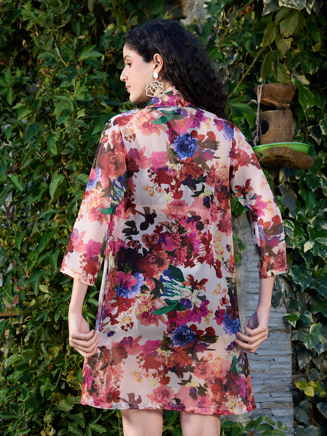 TANDUL Women Multicolor Floral Printed Shrug