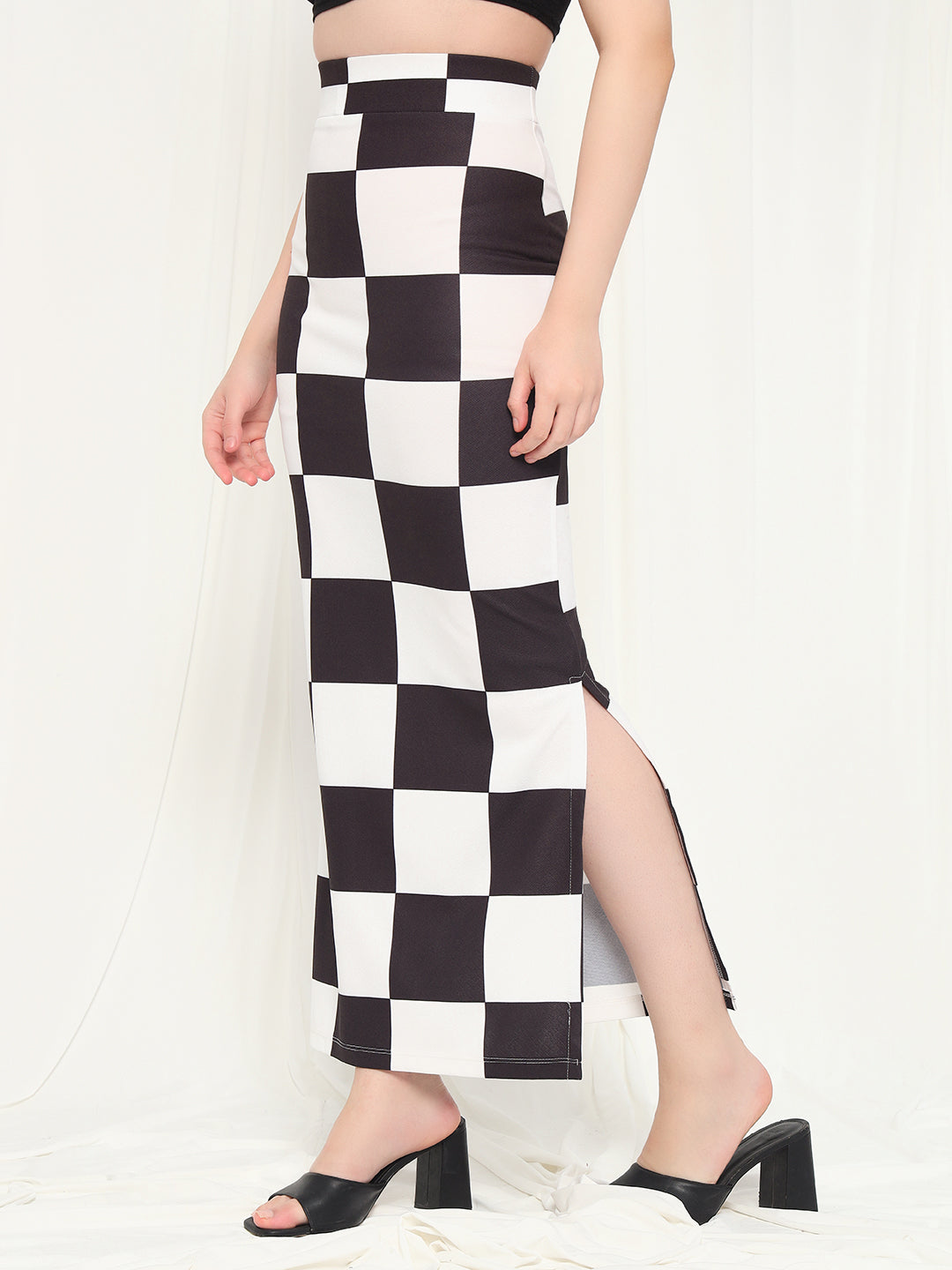 TANDUL Women Checkered Straight Black Skirt