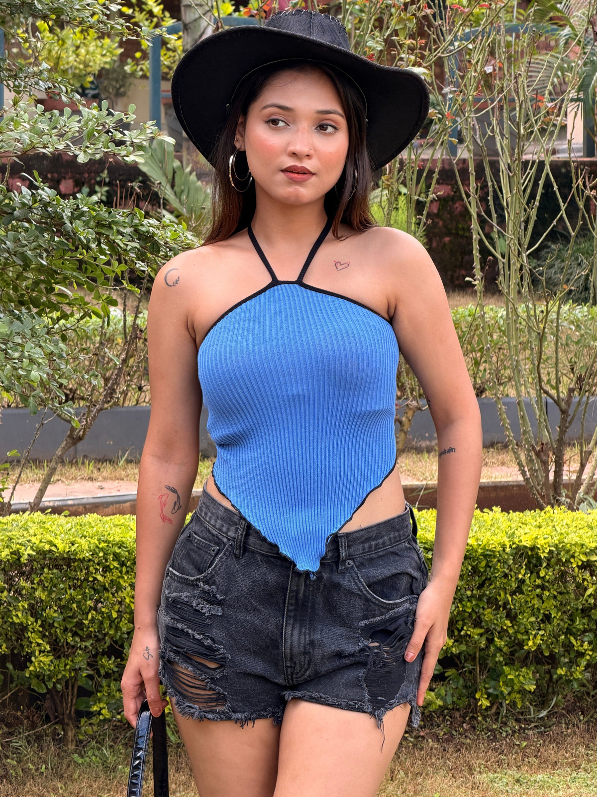 TANDUL Women Chic Backless Blue Knitted Top