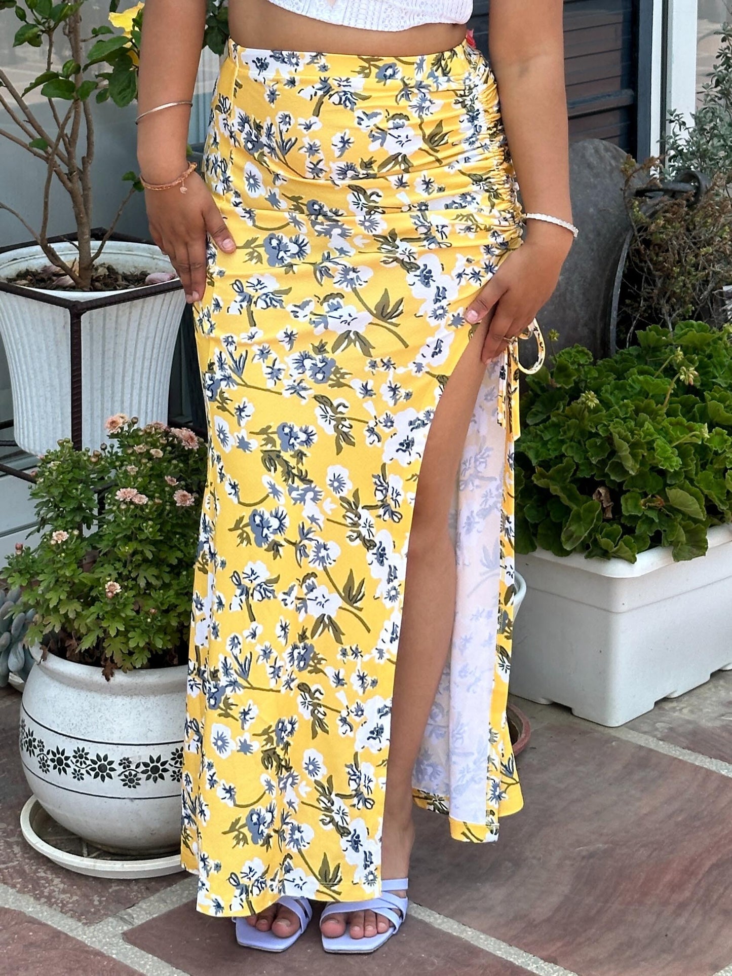 TANDUL Stunning Yellow Floral Skirt