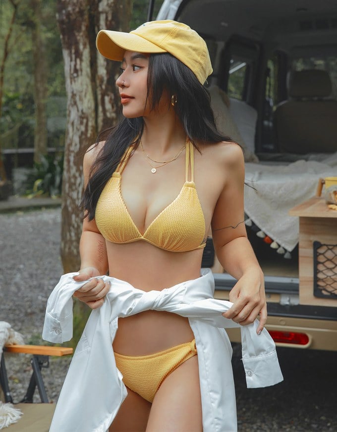 ELTIRE Yellow Solid Two-piece Bikini  Set