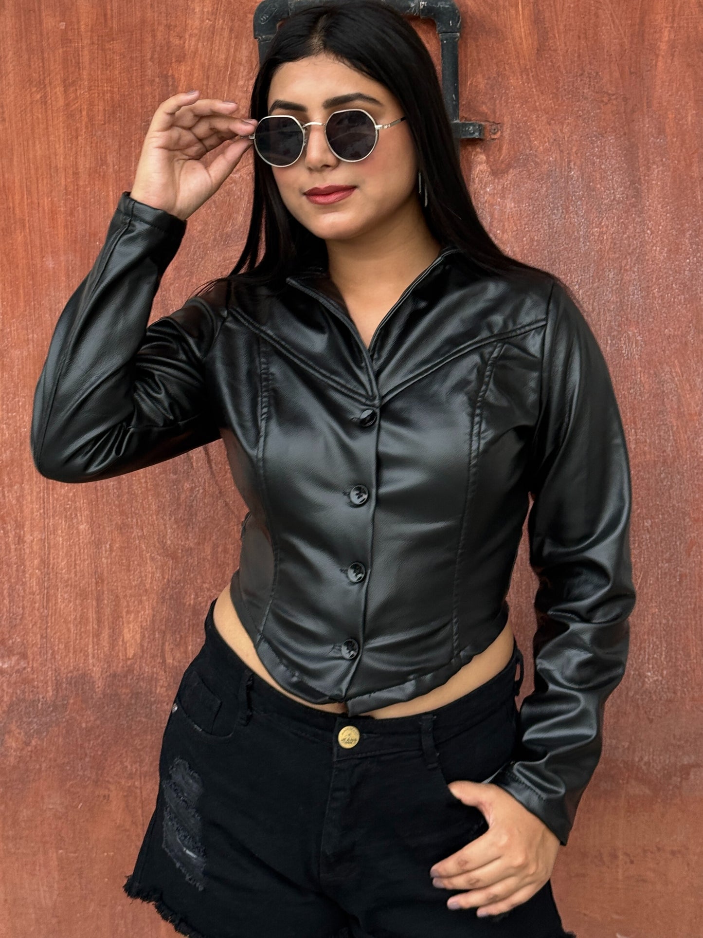 TANDUL Women Sleek Black Crop Leather Jacket