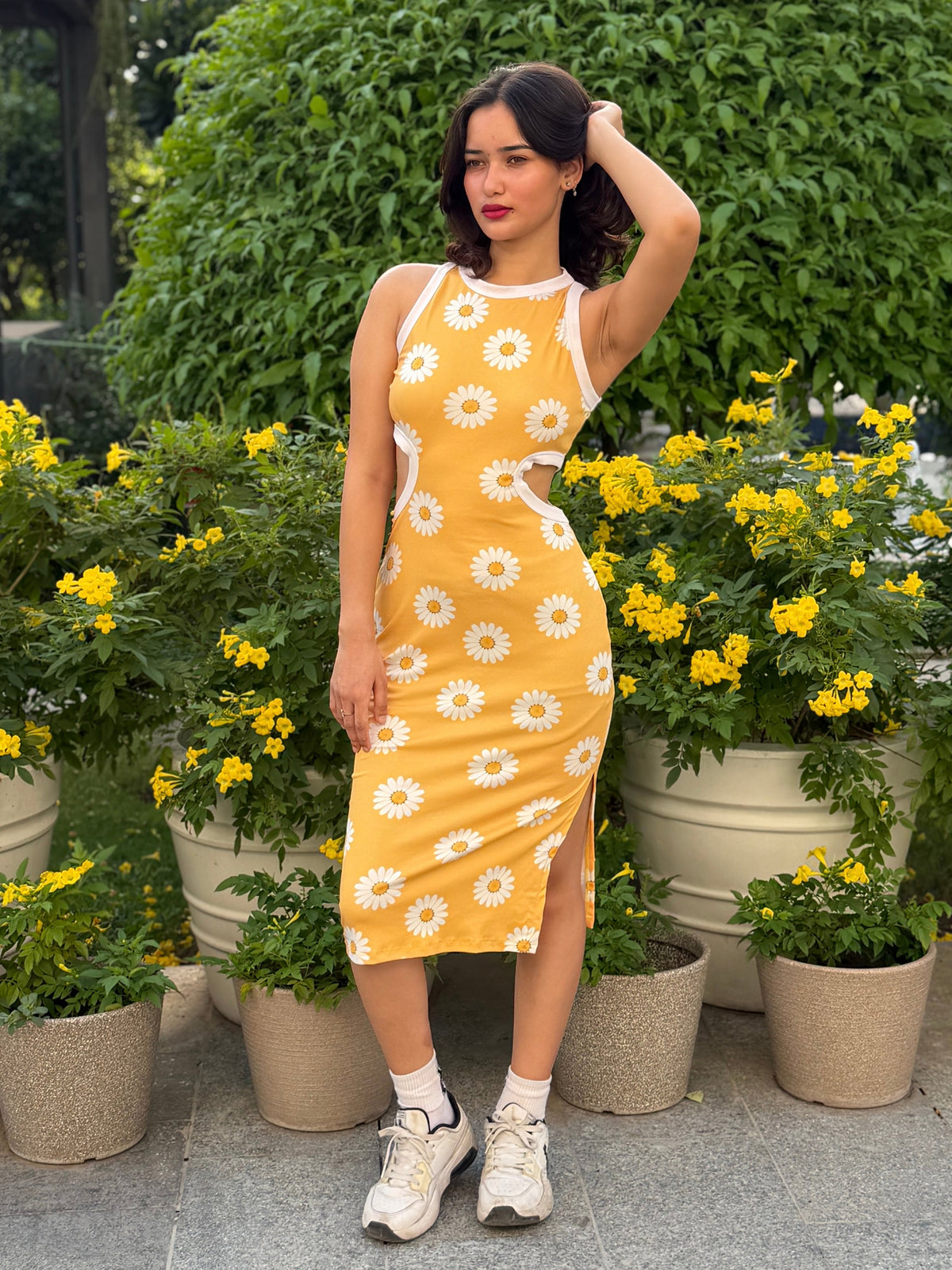 TANDUL Women Retro Daisy Print Side-Cutout Bodycon Dress
