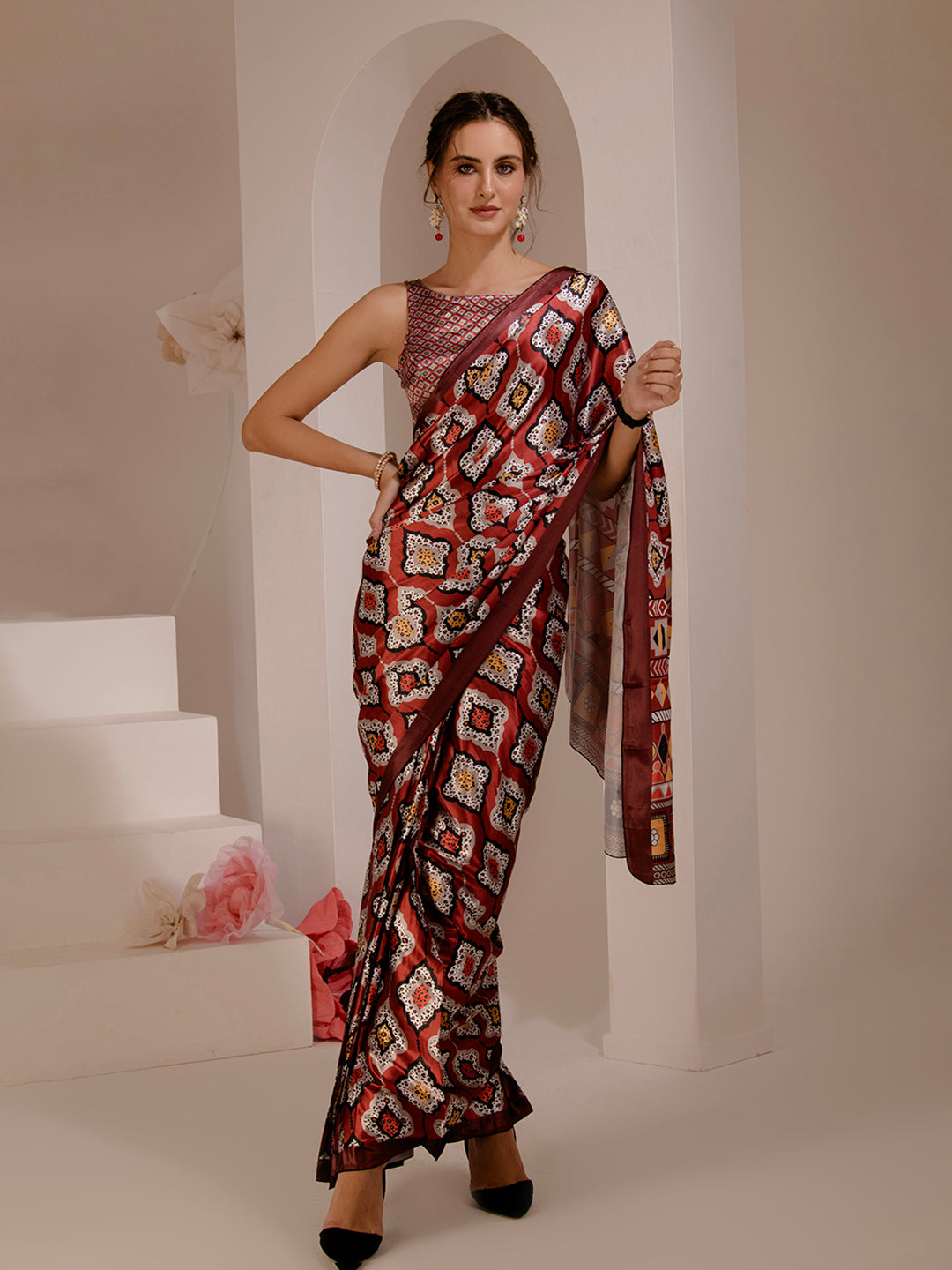 ELTIRE Exquisite Printed Bollywood Style Satin Saree