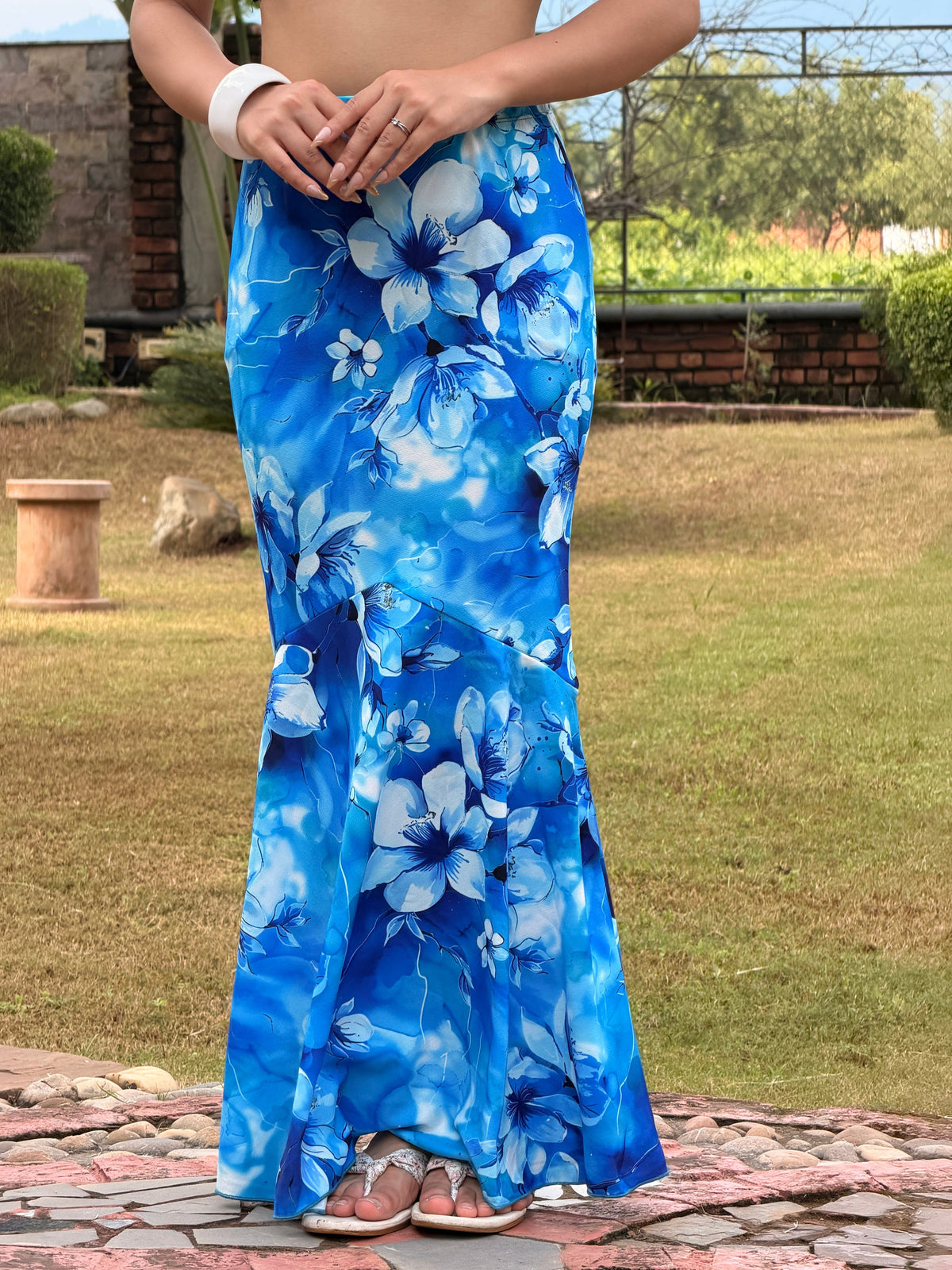 TANDUL Women Stunning Blue and White Floral Skirt