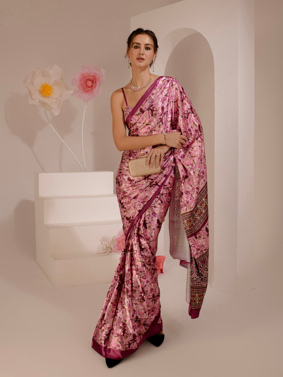 ELTIRE Exquisite Printed Bollywood Style Satin Saree