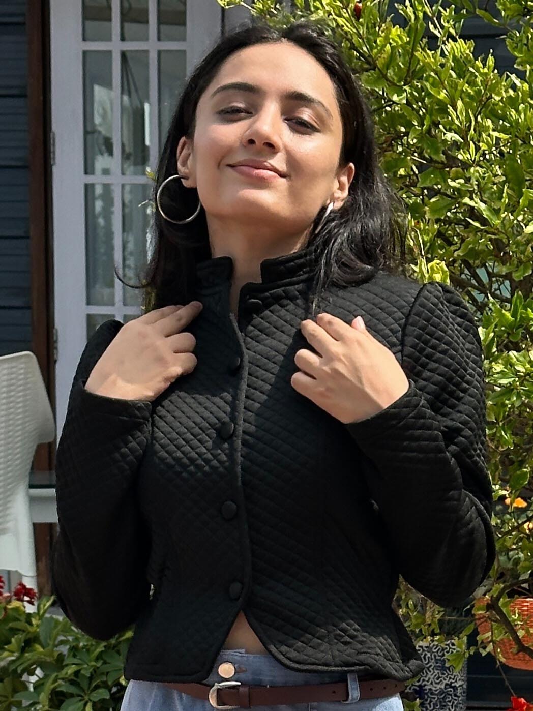 TANDUL Women Sleek Black Jacket
