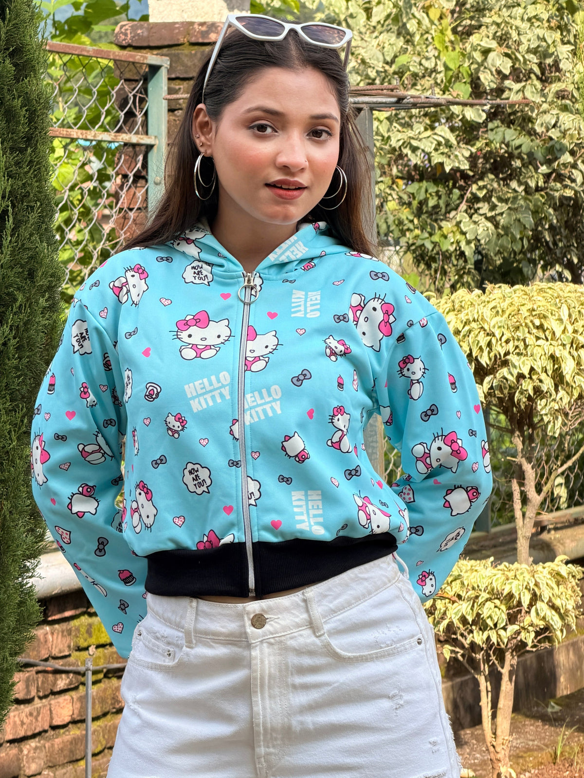 TANDUL Women Light Blue Cropped Hello Kitty Print Zip-Up Hoodie