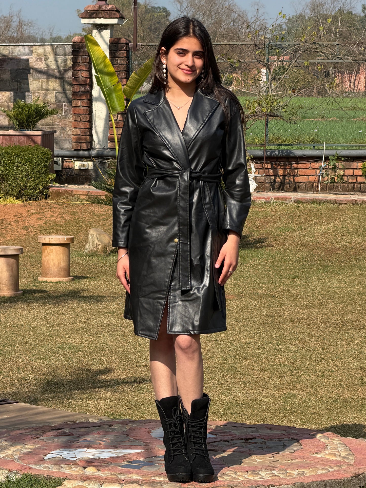 TANDUL Women Stunning Black Leather Coat