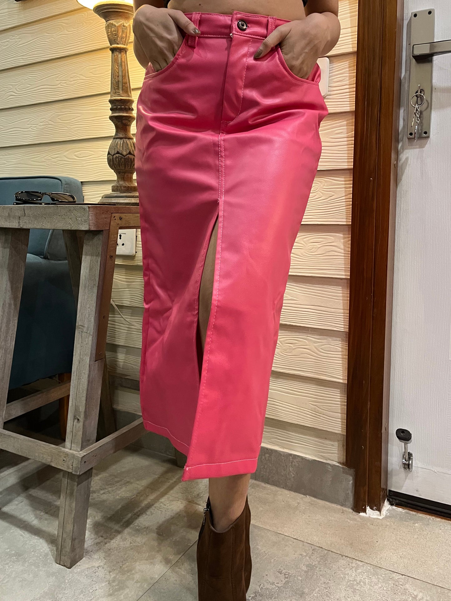 TANDUL Women Stunning Pink Leather Skirt