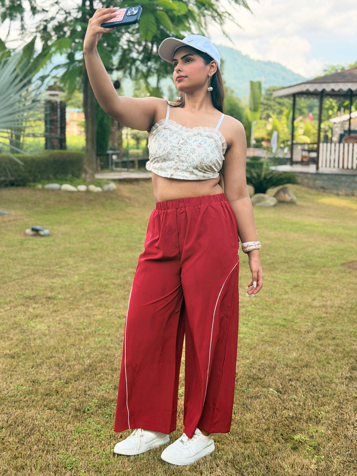 TANDUL Women Maroon Wide-Leg Track Pants with Contrast Piping