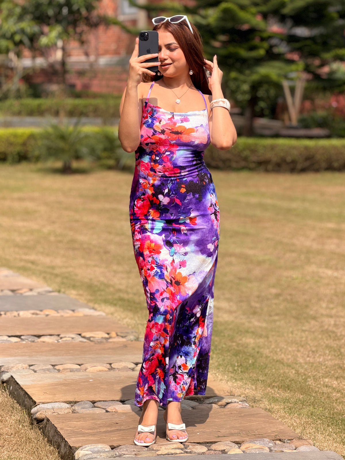 TANDUL Women Stunning Floral Backless Velvet Printed Dress