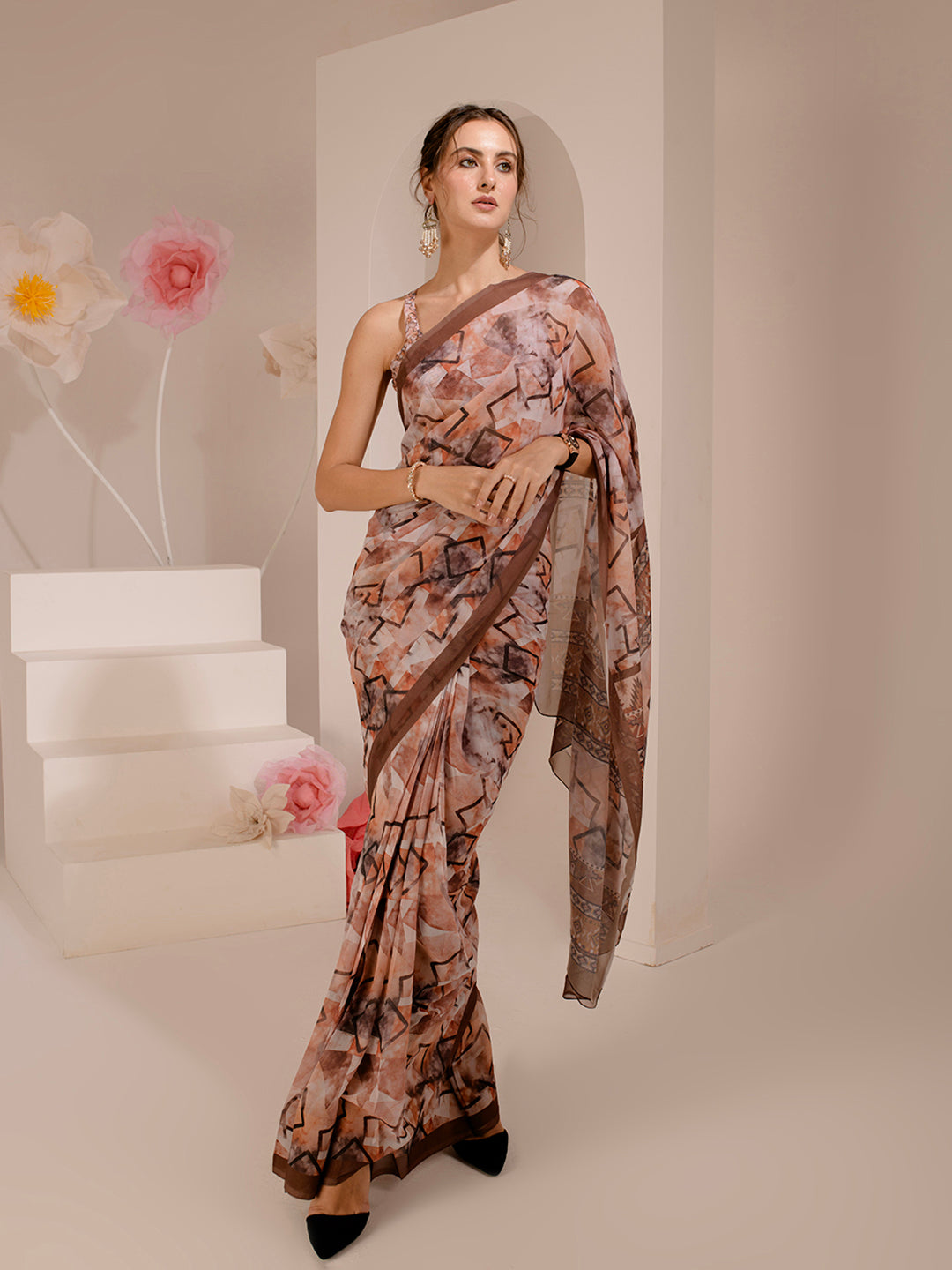 ELTIRE Exquisite Printed Bollywood Style Georgette Saree