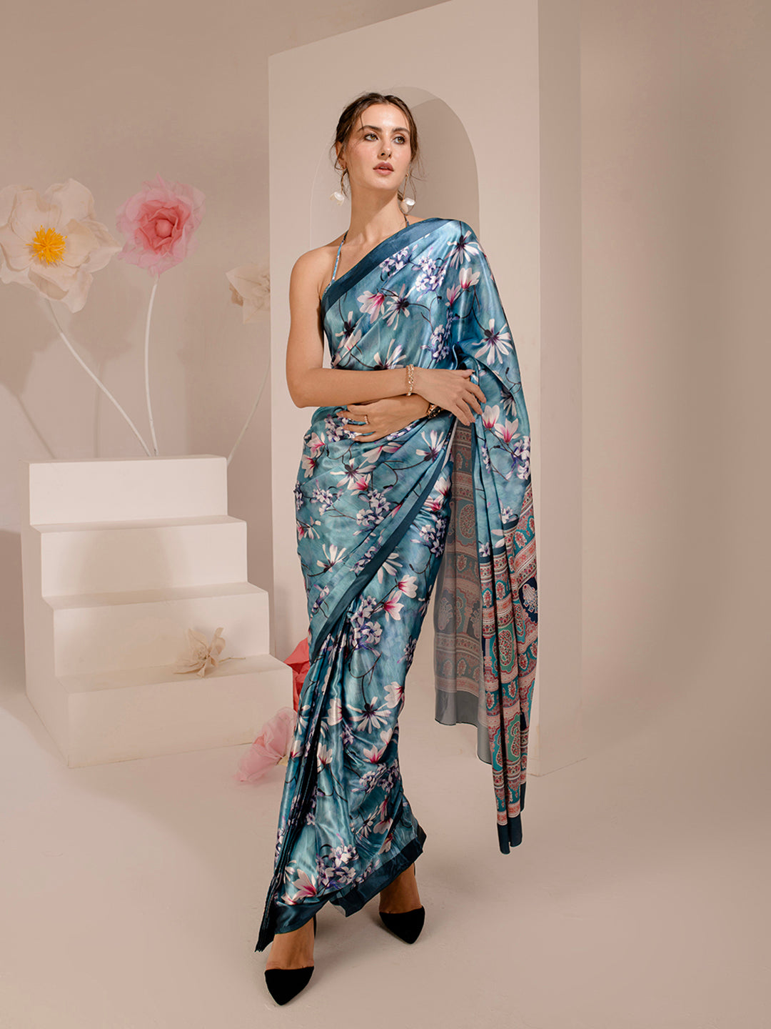 ELTIRE Exquisite Skyblue Printed Satin Saree