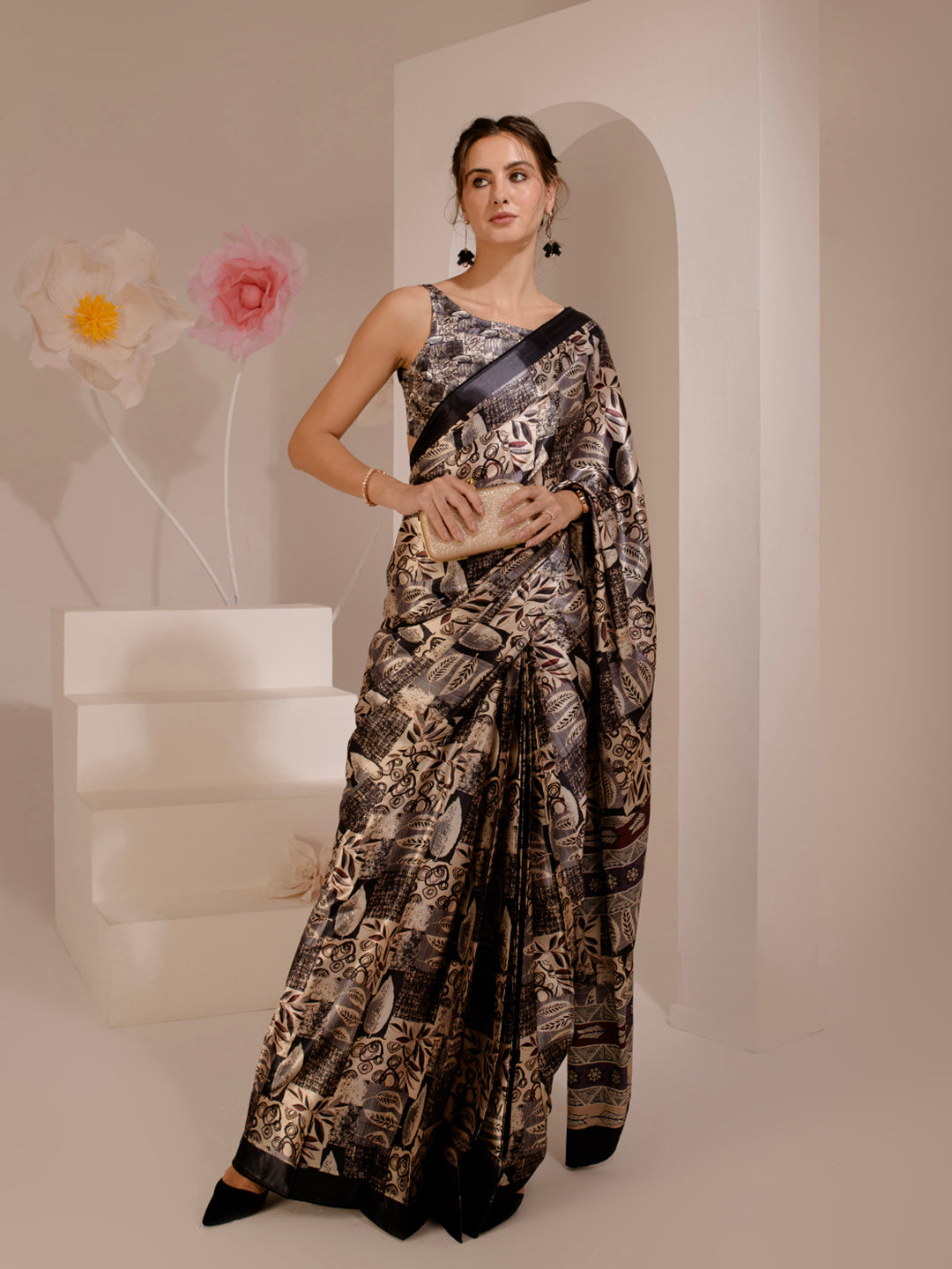 ELTIRE Exquisite Printed Bollywood Style Satin Saree