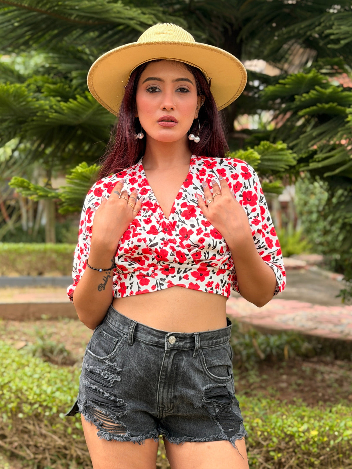 TANDUL Women Poppy Floral Surplice Crop Top
