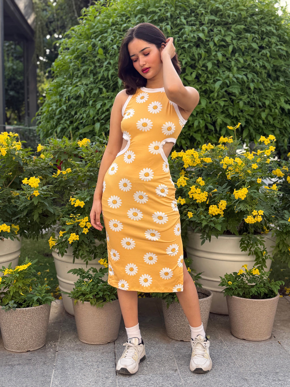 TANDUL Women Retro Daisy Print Side-Cutout Bodycon Dress