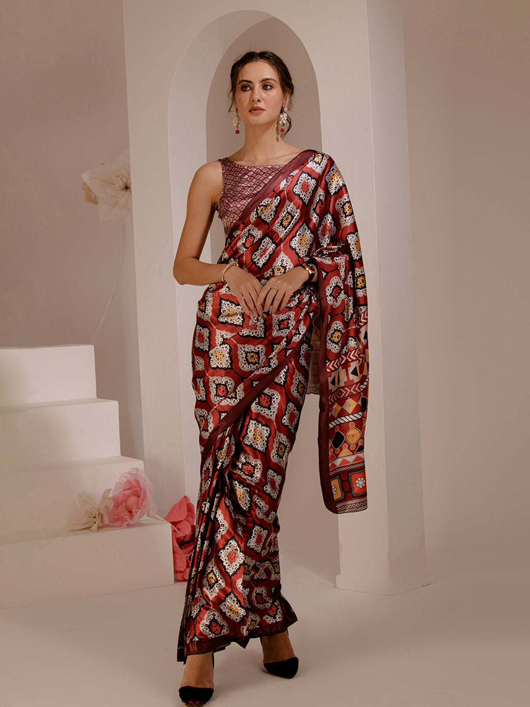 ELTIRE Exquisite Printed Bollywood Style Satin Saree