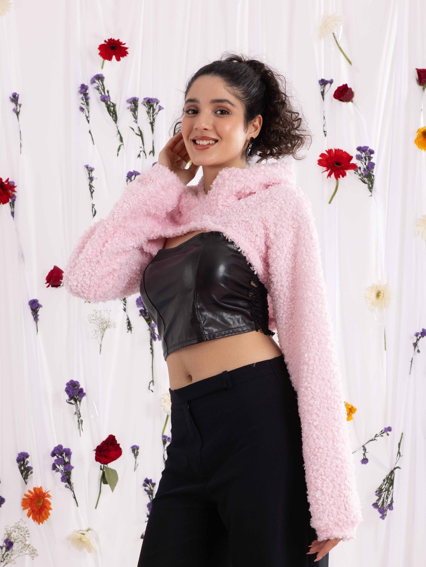TANDUL Casual Regular Sleeves Solid Women Pink Crop Hoodie