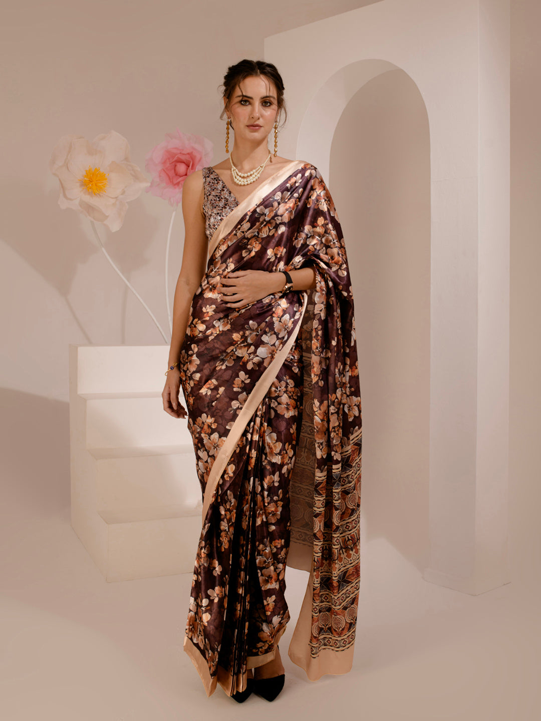 ELTIRE Exquisite Printed Bollywood Style Satin Saree