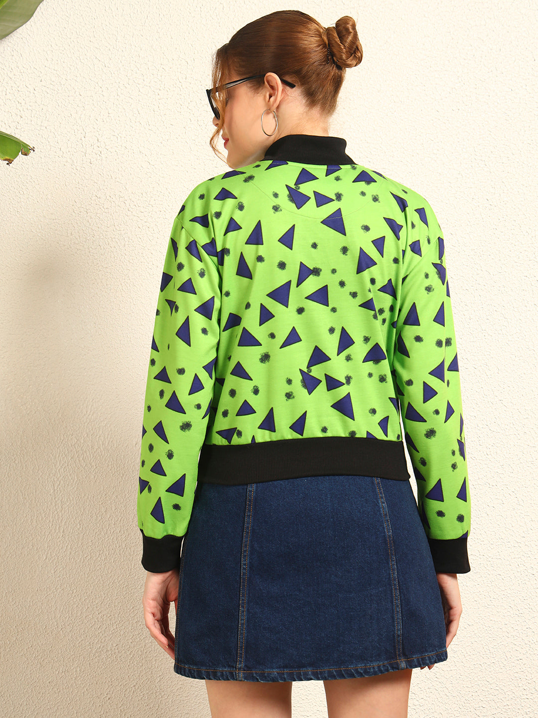 TANDUL Women Striking Neon Green and Black Sweatshirt