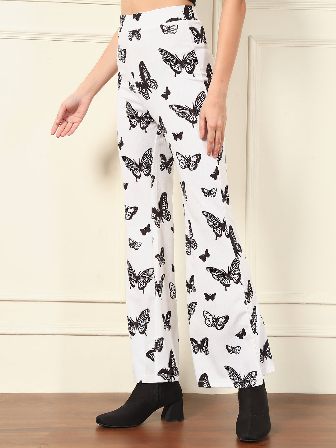 TANDUL Women White Butterfly Printed Trouser