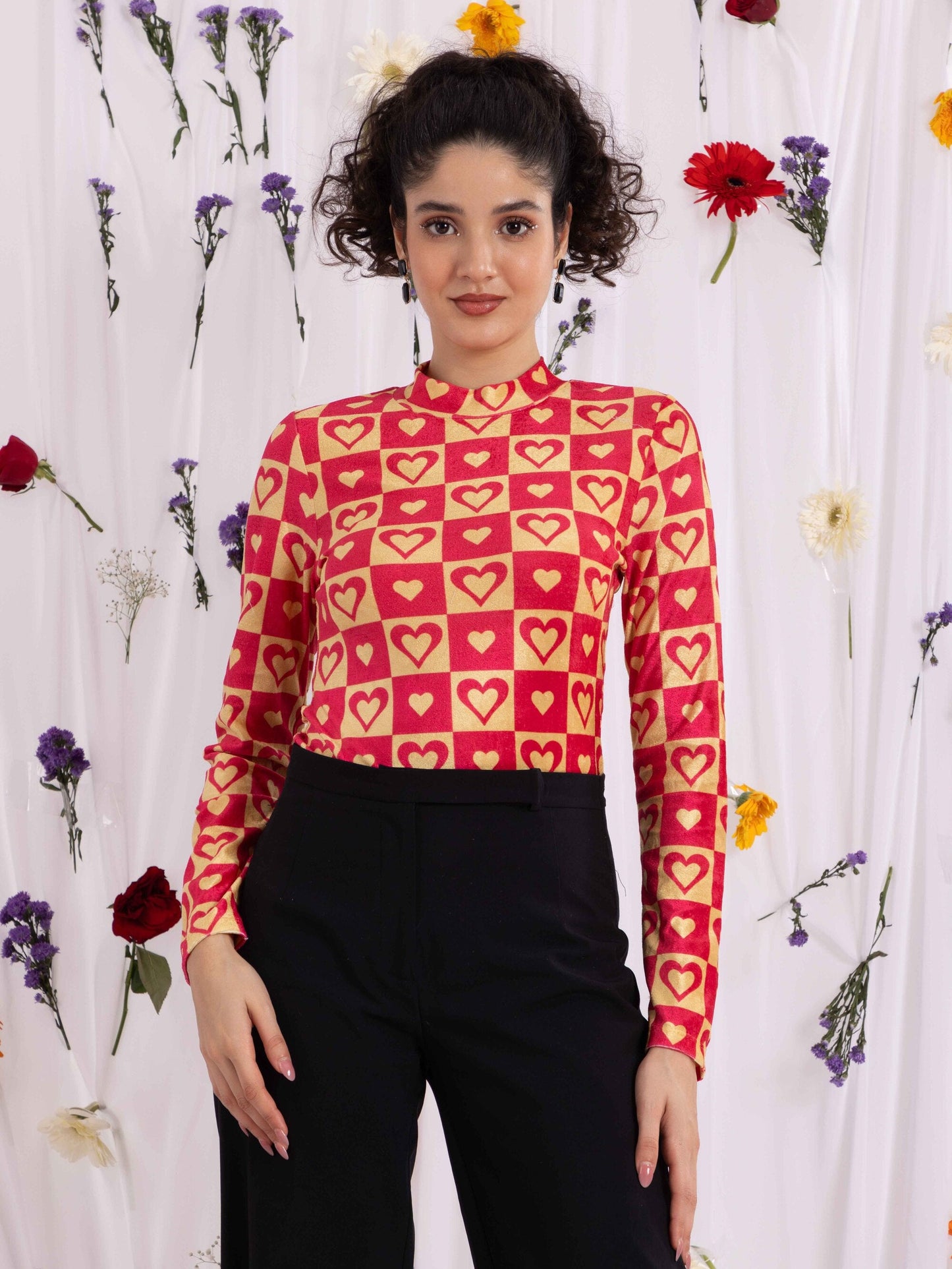 TANDUL Heart Printed Velvet Highneck