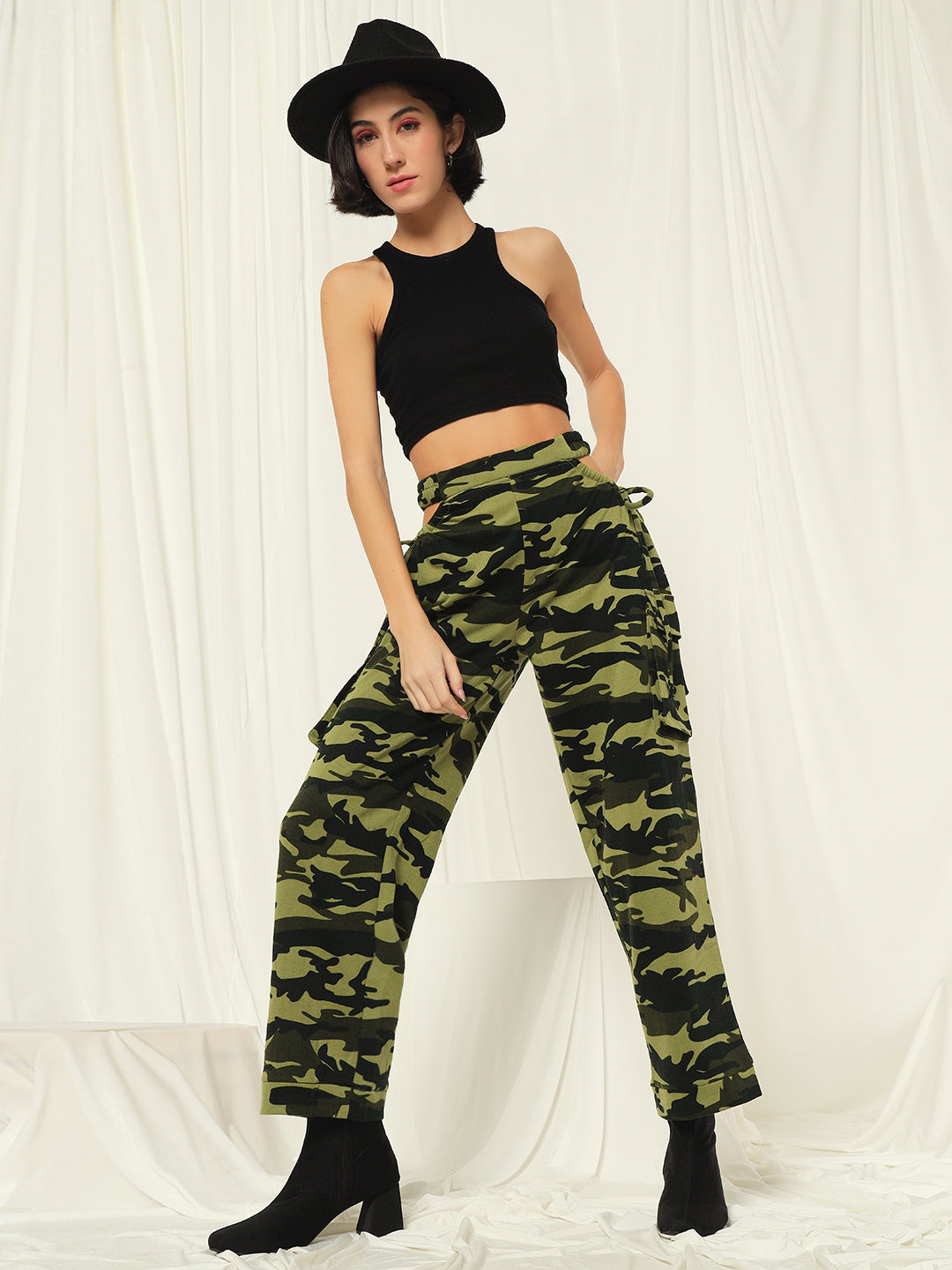 TANDUL  Women Regular Fit Green Lycra Blend Trousers