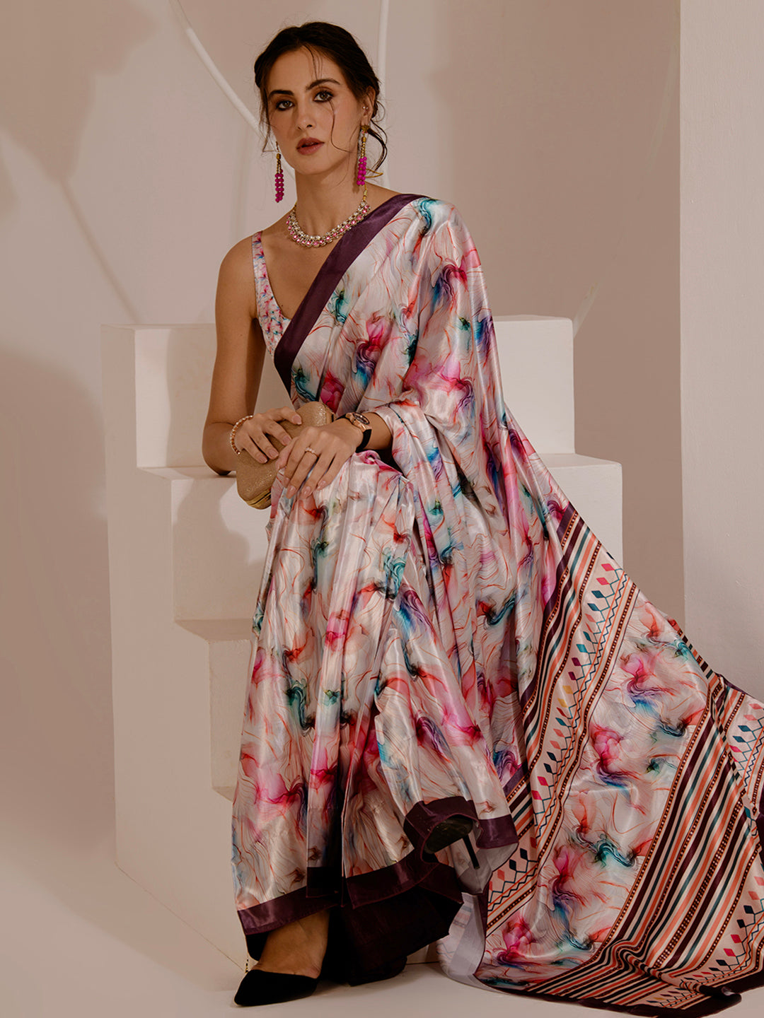 ELTIRE Exquisite Printed Bollywood Style Satin Saree