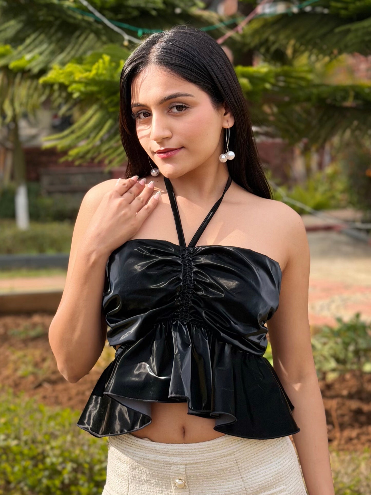 TANDUL Women Elegant Black Crop Top