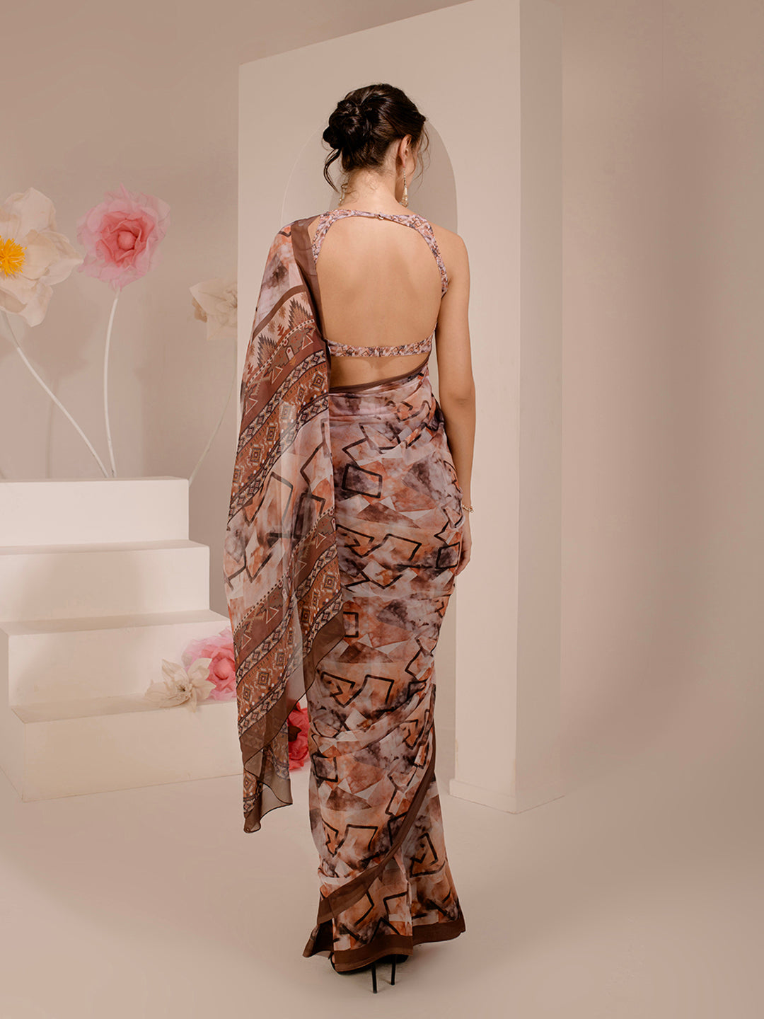 ELTIRE Exquisite Printed Bollywood Style Georgette Saree