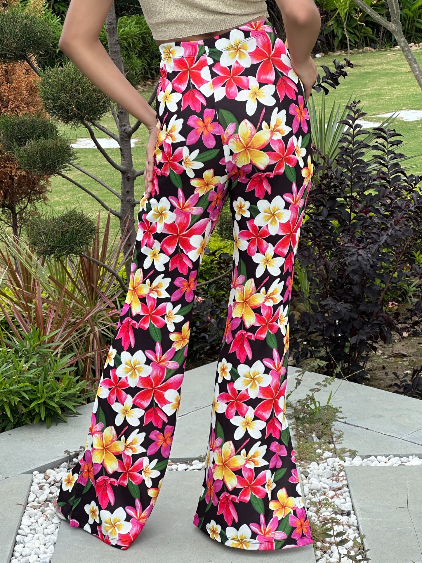 TANDUL Women Stunning Floral Printed Trouser