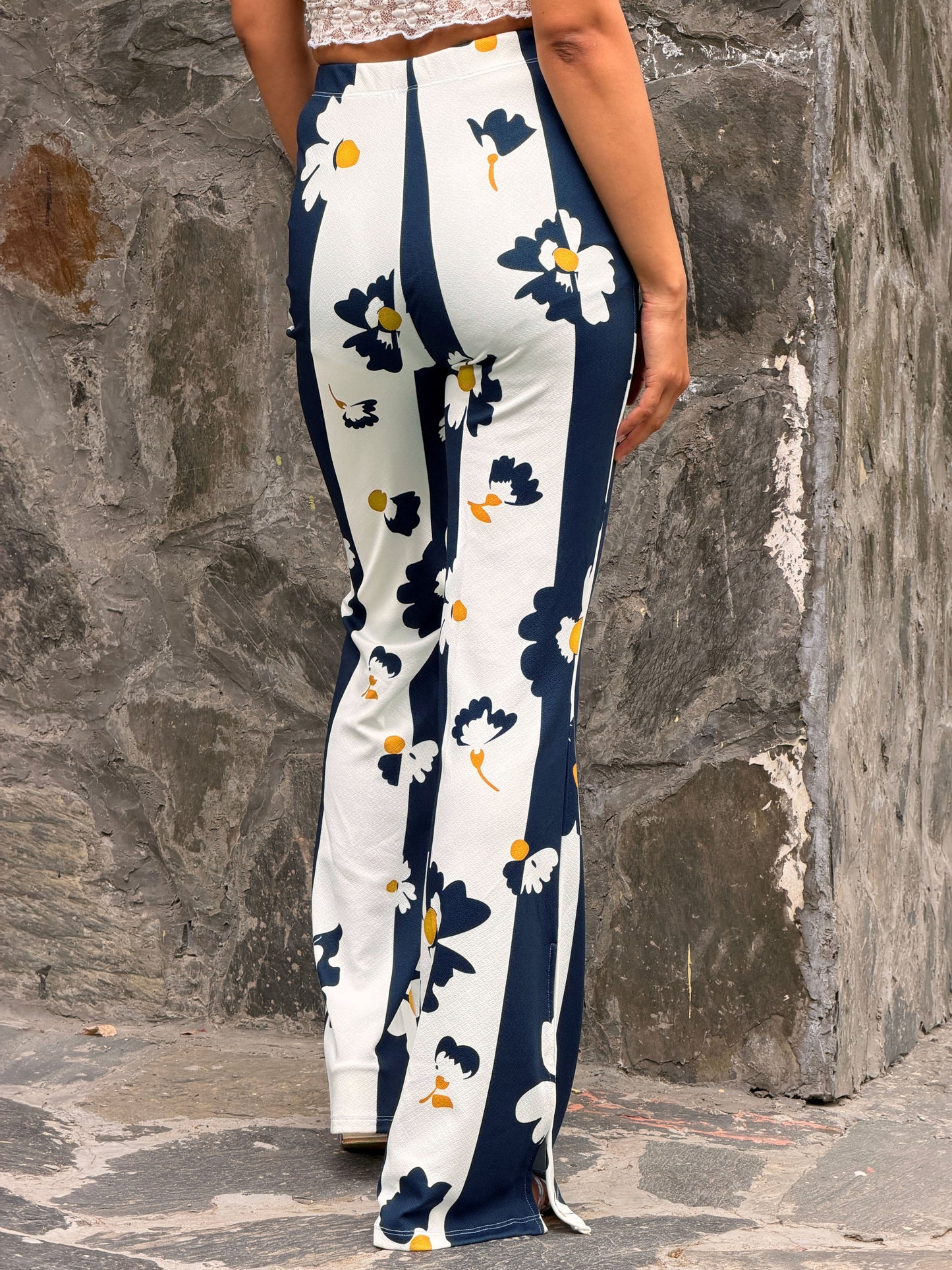 TANDUL Women Blue and White Floral Trousers