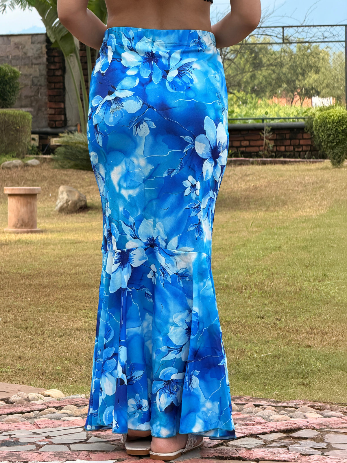 TANDUL Women Stunning Blue and White Floral Skirt