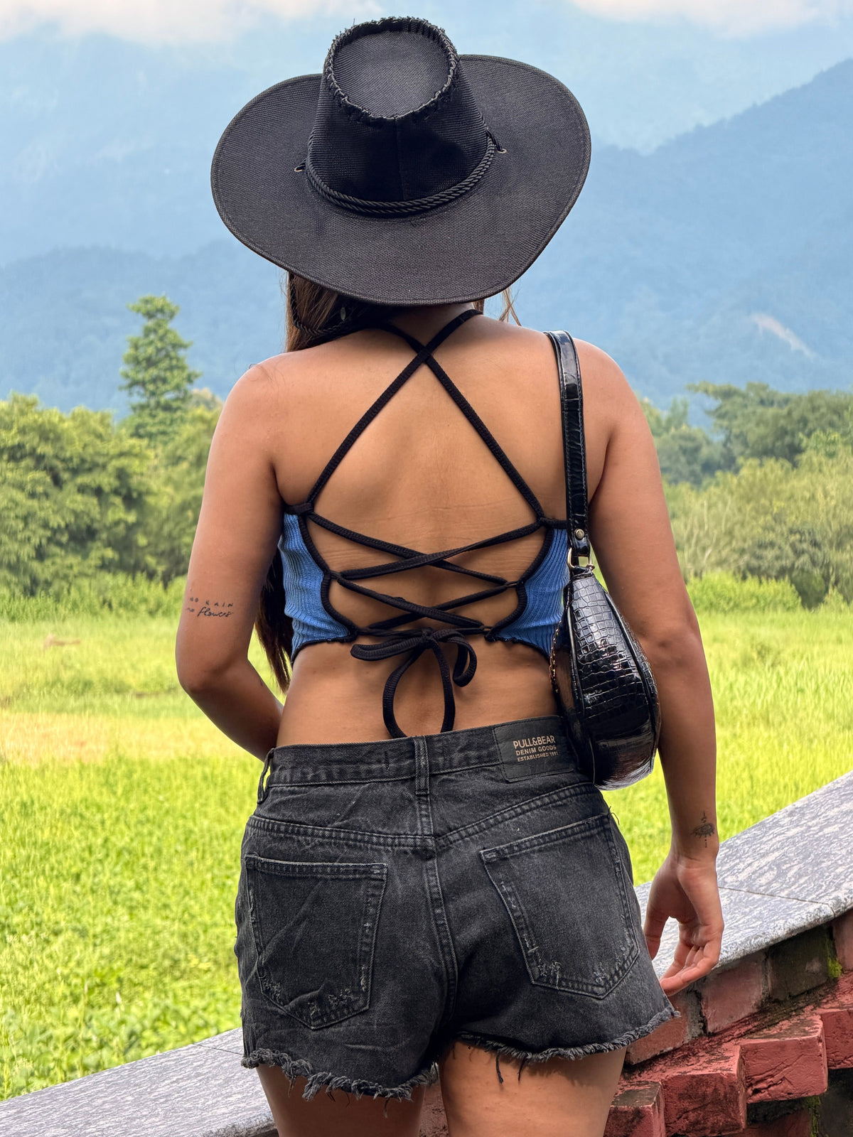 TANDUL Women Chic Backless Blue Knitted Top