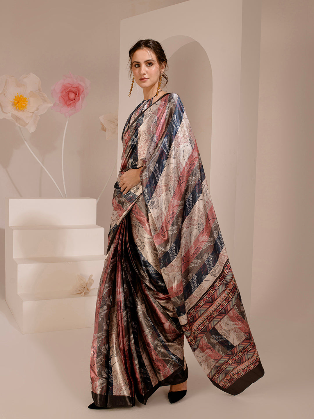 ELTIRE Exquisite Printed Bollywood Style Satin Saree