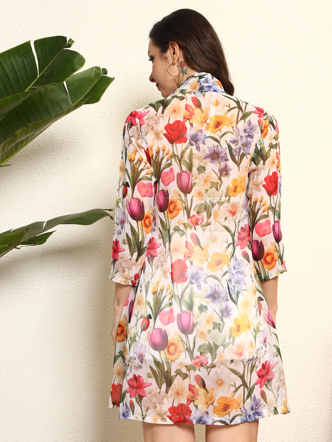 TANDUL Women Multicolor Floral Printed Shrug