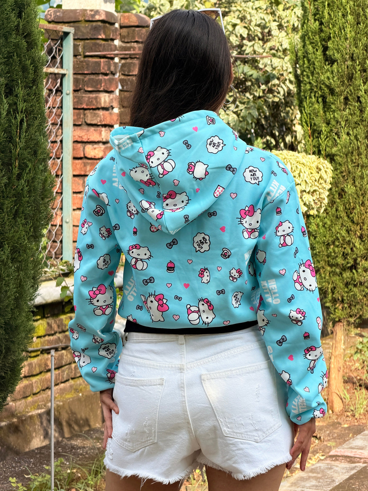 TANDUL Women Light Blue Cropped Hello Kitty Print Zip-Up Hoodie