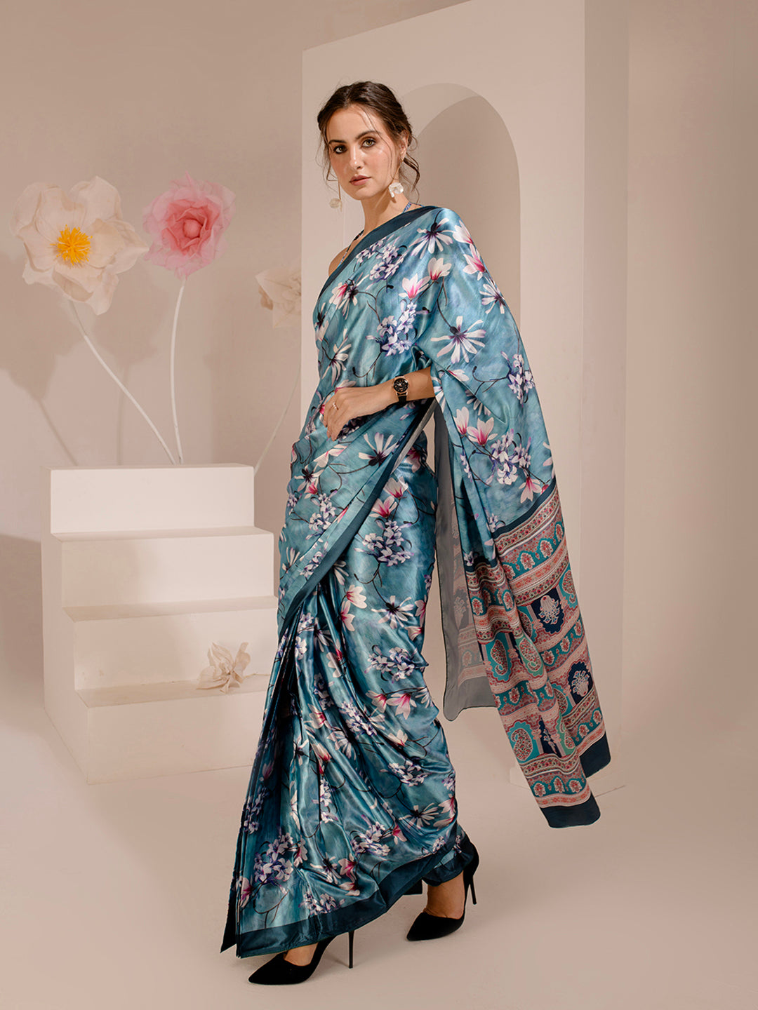 ELTIRE Exquisite Skyblue Printed Satin Saree