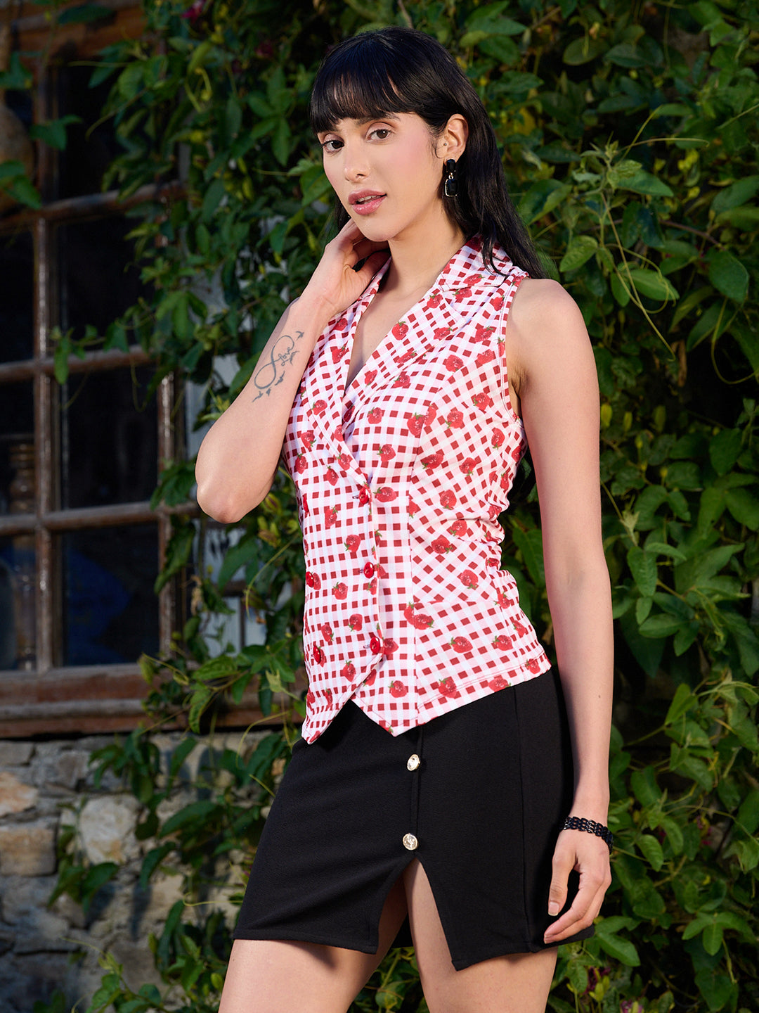 TANDUL  Red and White Checkered Waistcoat