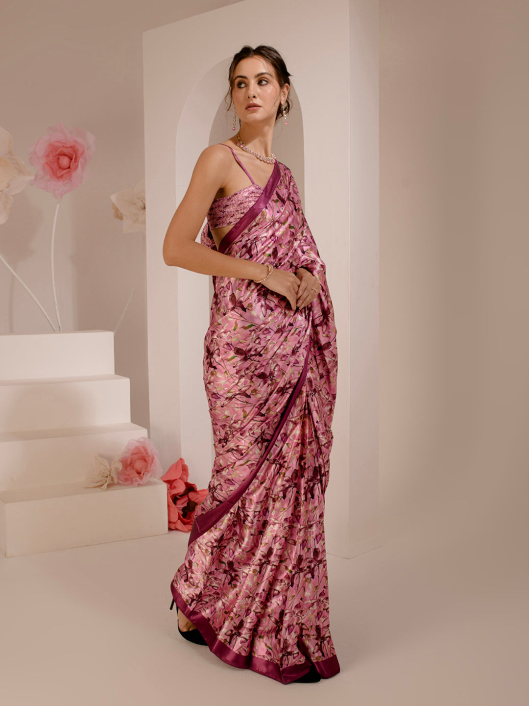 ELTIRE Exquisite Printed Bollywood Style Satin Saree