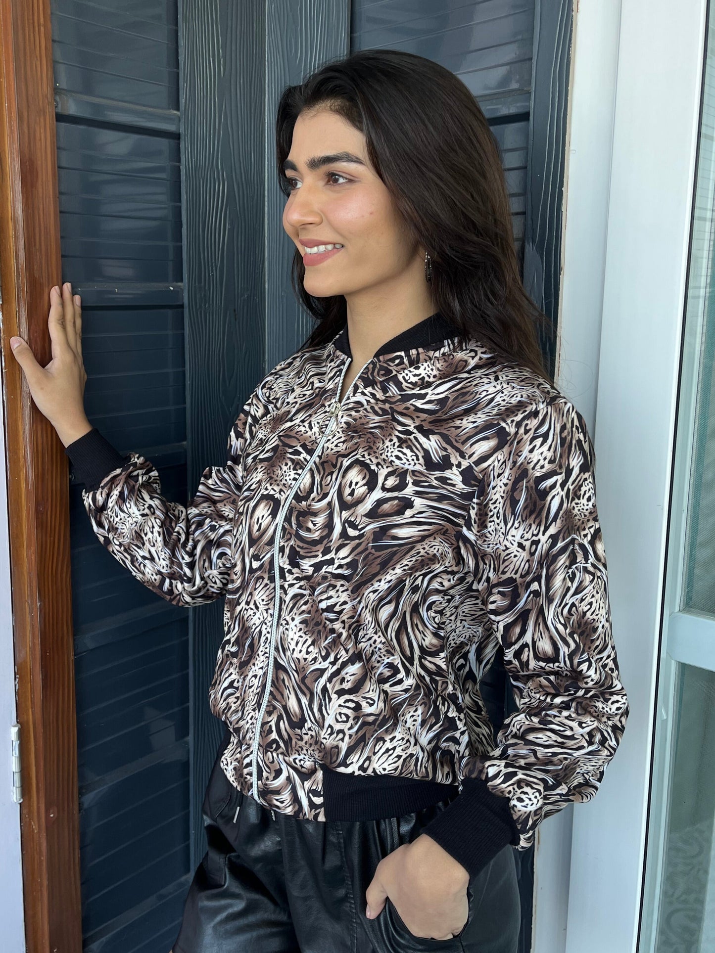 TANDUL Women Stylish Animal Patterned Jacket