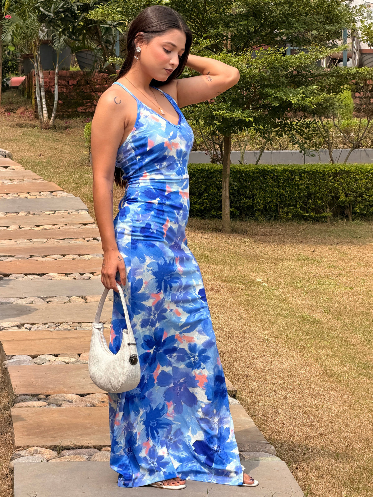 TANDUL Women Blue Floral Backless Bodycon Dress