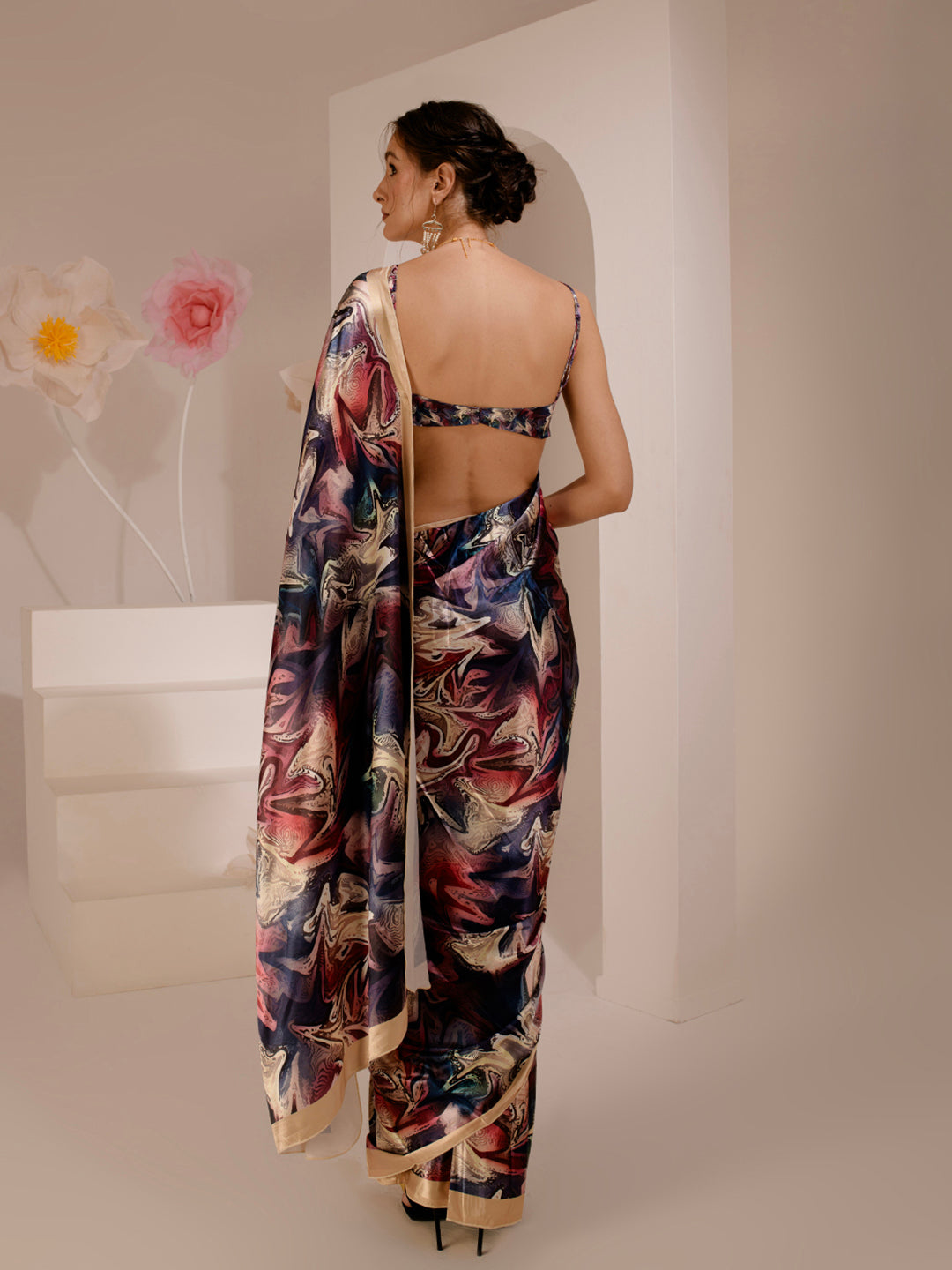 ELTIRE Exquisite Printed Bollywood Style Satin Saree