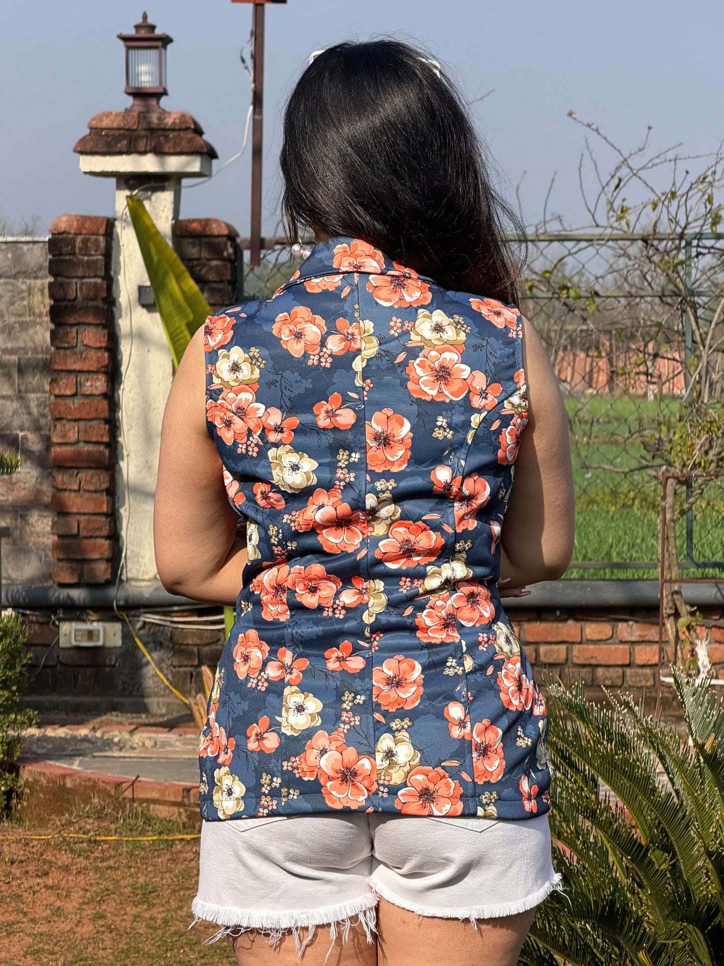 TANDUL Women Stunning Floral Printed Vest