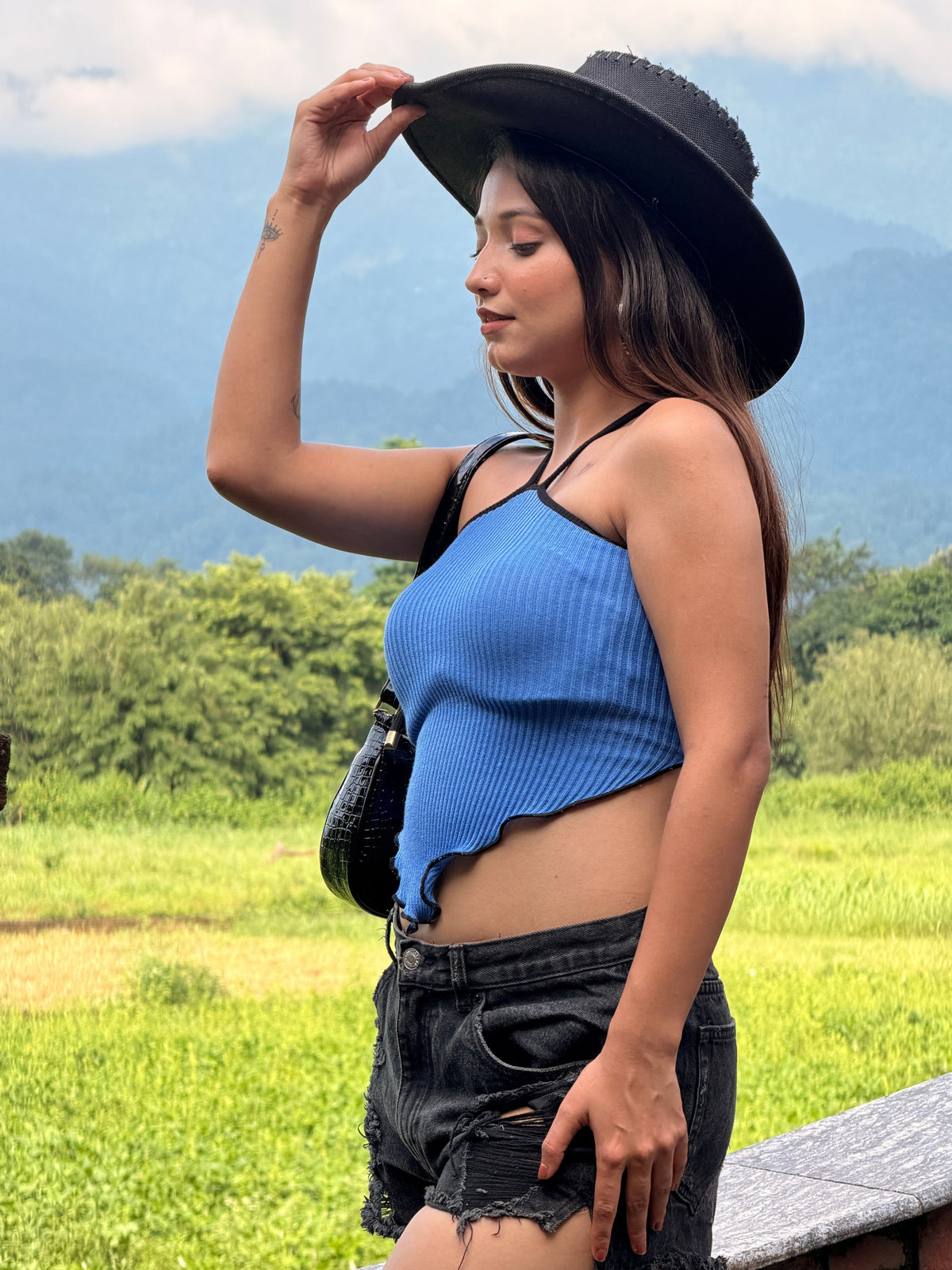 TANDUL Women Chic Backless Blue Knitted Top