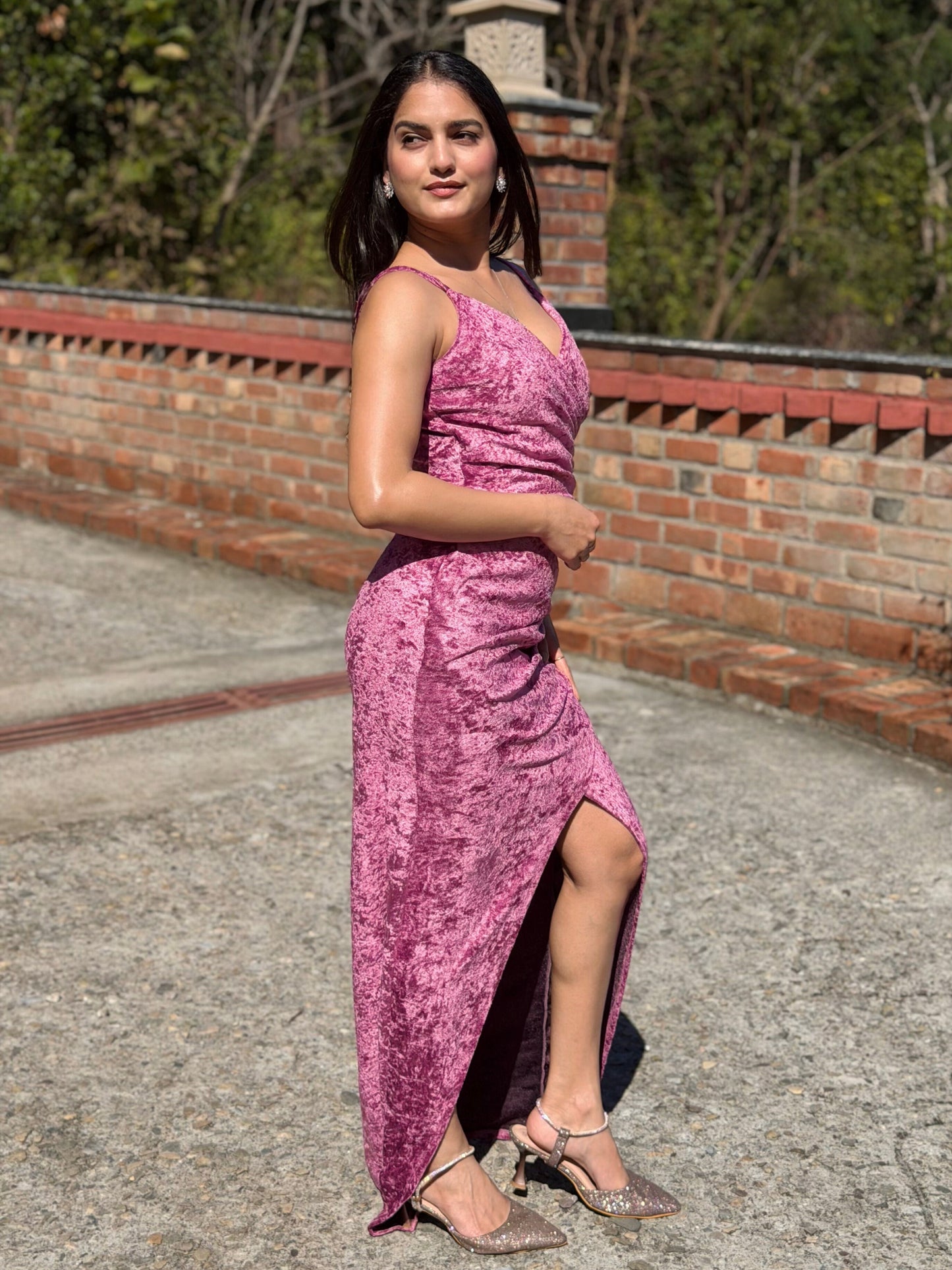 TANDUL Women Alluring Velvet Dress