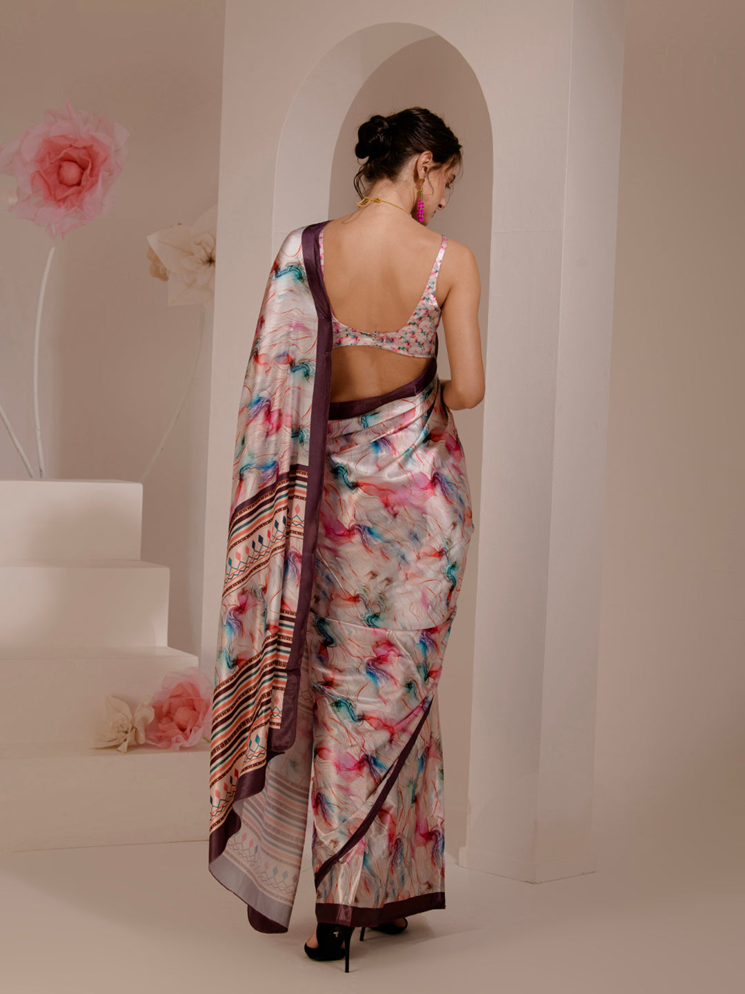 ELTIRE Exquisite Printed Bollywood Style Satin Saree