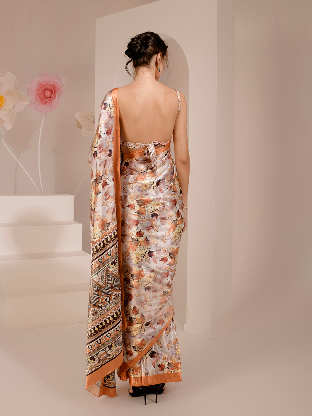 ELTIRE Exquisite Printed Bollywood Style Satin Saree